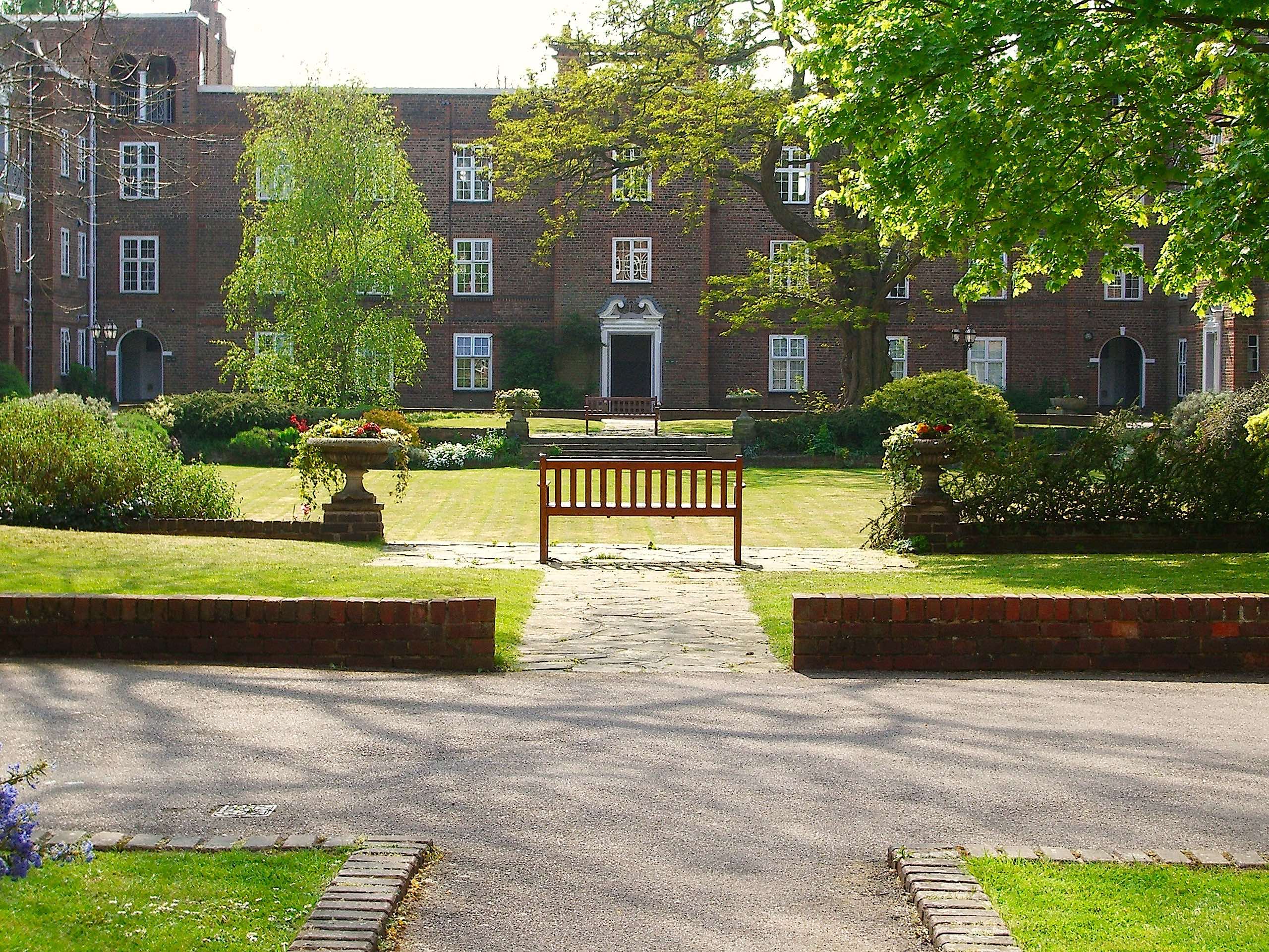 Surbiton Court 1 (flats 1 - 69)